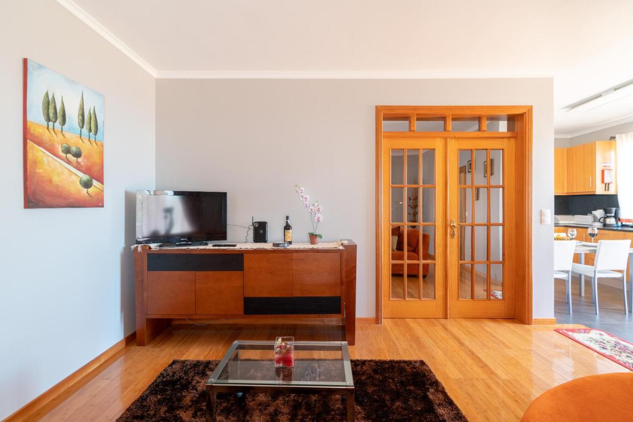 Apartment Laranjeiras Калхета Екстериор снимка